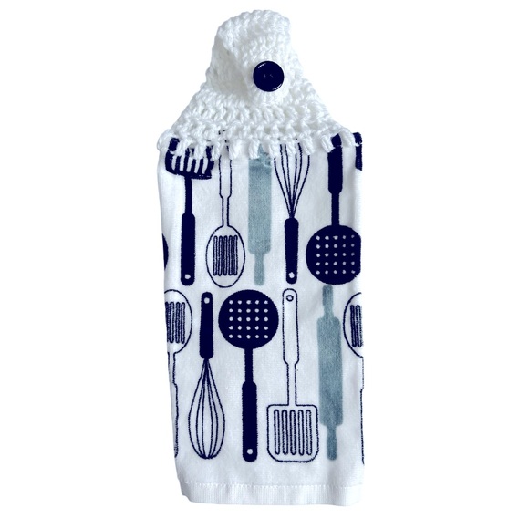 Relisted See New LISTING HAND CRAFTED Crocheted  Hanging Kitchen Hand Towels - Picture 4 of 7